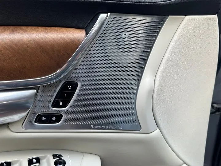 2019 Volvo S90 2.0T 320HP L4 8AT PHEV 10.1KWH,autocango,china used car exporter,china ev exporter,chinese used car exporter,chinese used ev exporter