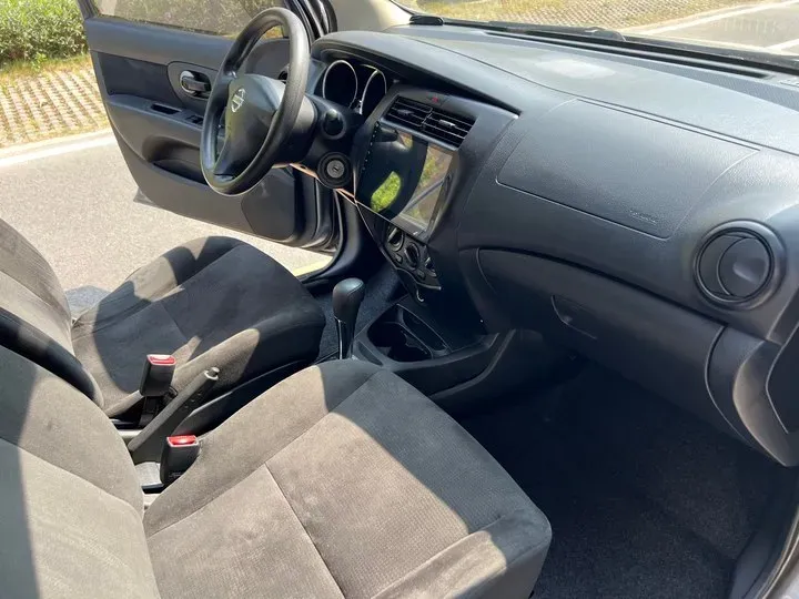 2015 Nissan Livina 1.6L 124HP L4 CVT,autocango,china used car exporter,china ev exporter,chinese used car exporter,chinese used ev exporter