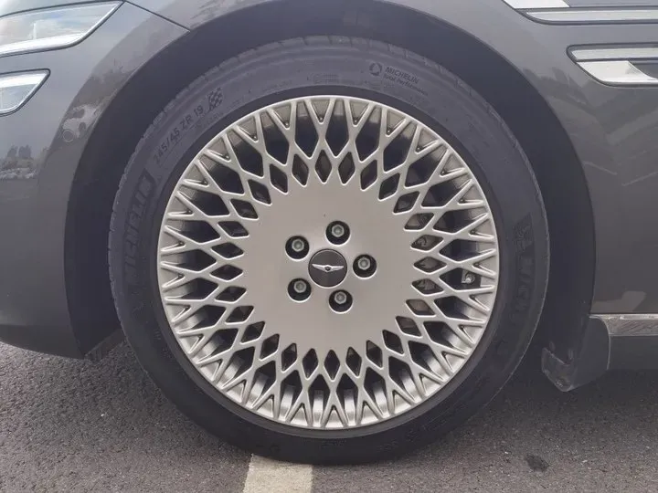 2023 Genesis G80 2.5T 304HP L4 8AT,autocango,china used car exporter,china ev exporter,chinese used car exporter,chinese used ev exporter