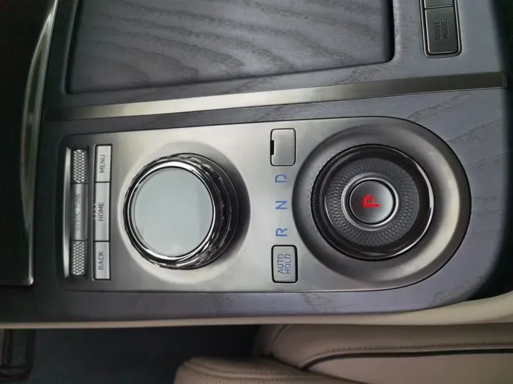 2023 Genesis G80 2.5T 304HP L4 8AT,autocango,china used car exporter,china ev exporter,chinese used car exporter,chinese used ev exporter