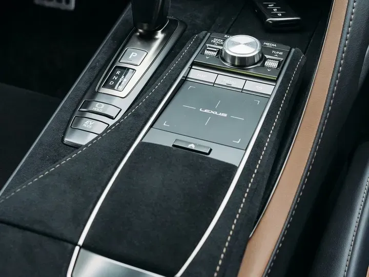 2018 Lexus LC 3.5L 299HP V6 E-CVT Hybrid,autocango,china used car exporter,china ev exporter,chinese used car exporter,chinese used ev exporter