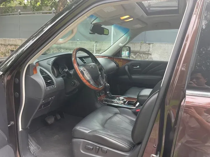 2016 Infiniti QX80 5.6L 398HP V8 7AT,autocango,china used car exporter,china ev exporter,chinese used car exporter,chinese used ev exporter