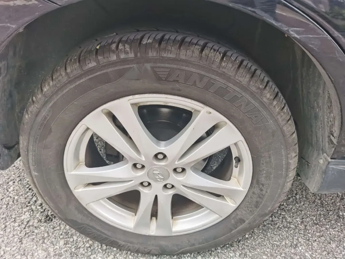 2011 Hyundai Santafe Classic 2.4L 174HP L4 6AT,autocango,china used car exporter,china ev exporter,chinese used car exporter,chinese used ev exporter