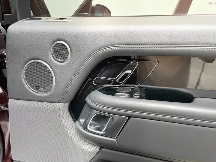 2020 Mansory Range Rover 3.0T 400HP L6 8AT,autocango,china used car exporter,china ev exporter,chinese used car exporter,chinese used ev exporter