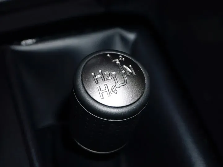 2022 Toyota 4Runner 4.0L 273HP V6 5AT,autocango,china used car exporter,china ev exporter,chinese used car exporter,chinese used ev exporter