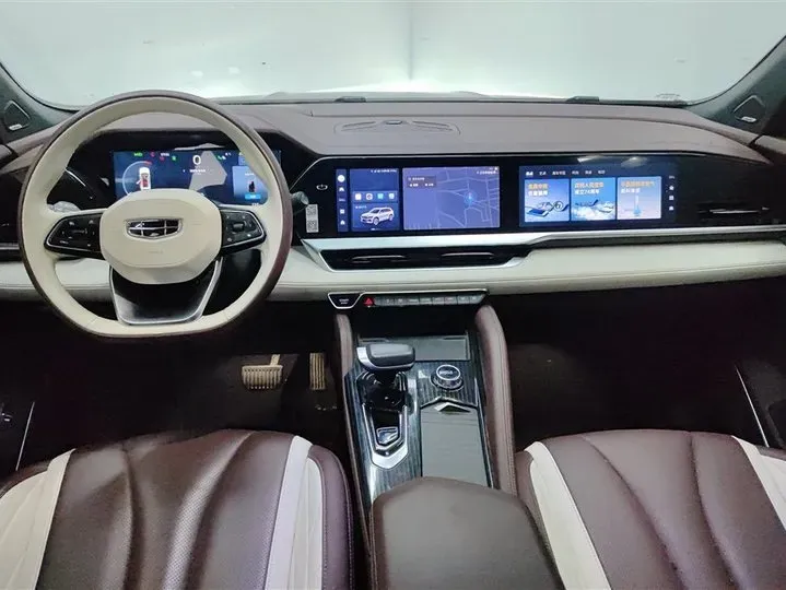 2021 Geely Monjaro 2.0T 218HP L4 7DCT,autocango,china used car exporter,china ev exporter,chinese used car exporter,chinese used ev exporter