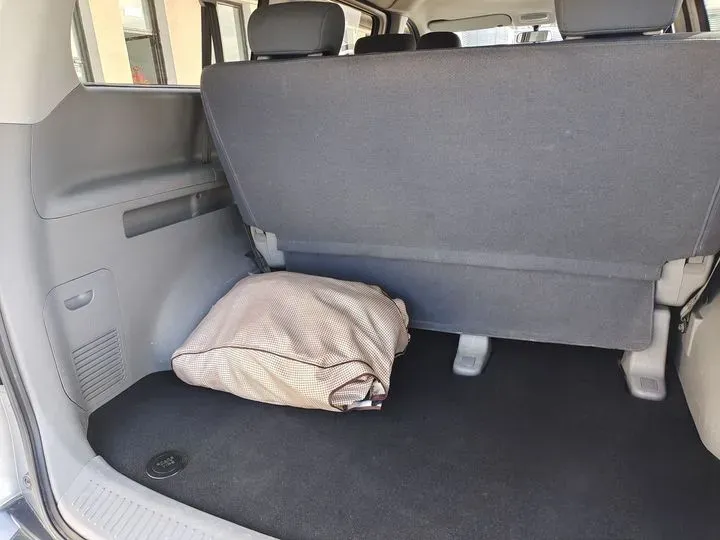 2011 Hyundai H-1 Wagon 2.4L 173HP L4 4AT,autocango,china used car exporter,china ev exporter,chinese used car exporter,chinese used ev exporter