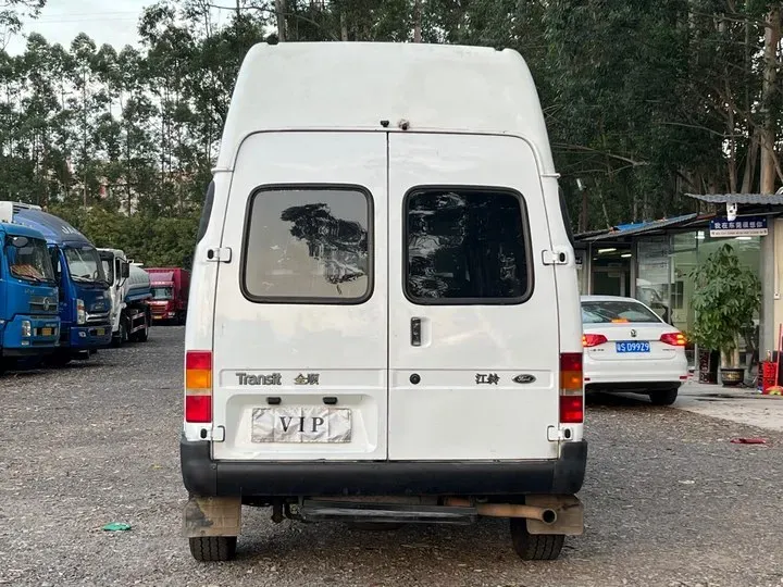 2013 Ford Classic Transit 2.8T 102HP L4 5MT,autocango,china used car exporter,china ev exporter,chinese used car exporter,chinese used ev exporter