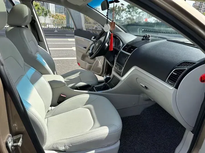 2014 Geely Emgrand 1.5L 109HP L4 CVT,autocango,china used car exporter,china ev exporter,chinese used car exporter,chinese used ev exporter