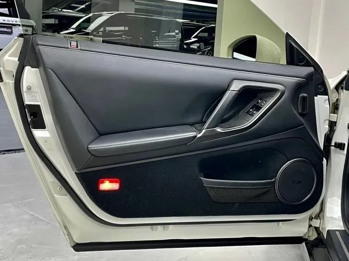 2014 Nissan GT-R 3.8T 540HP V6 6DCT,autocango,china used car exporter,china ev exporter,chinese used car exporter,chinese used ev exporter