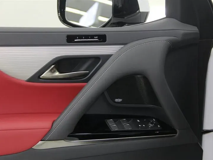 2009 Lexus LX 5.7L 367HP V8 6AT,autocango,china used car exporter,china ev exporter,chinese used car exporter,chinese used ev exporter