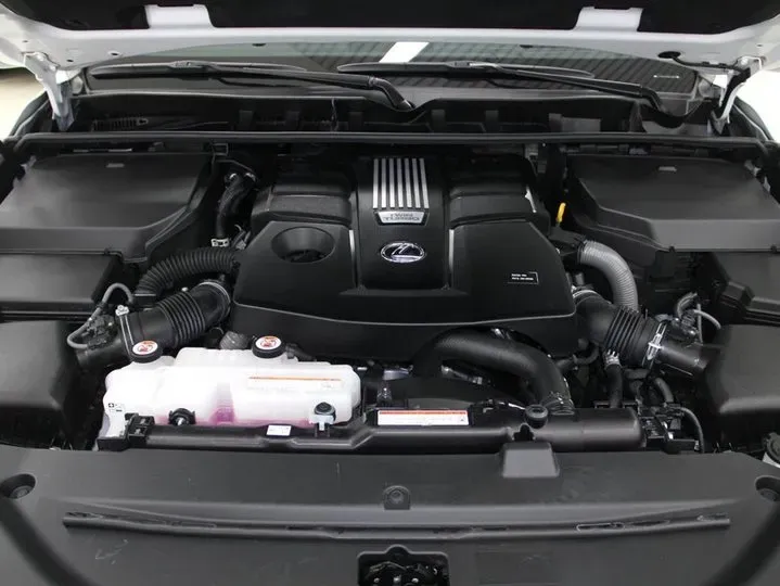 2009 Lexus LX 5.7L 367HP V8 6AT,autocango,china used car exporter,china ev exporter,chinese used car exporter,chinese used ev exporter