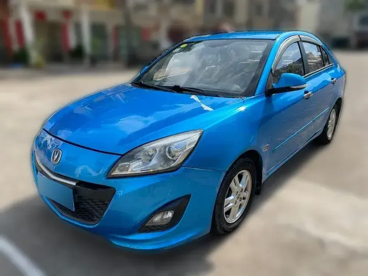 2012 ChangAn Alsvin V5 1.5L 114HP L4 5MT 2012 ChangAn Alsvin V5 1.5L 114HP L4 5MT