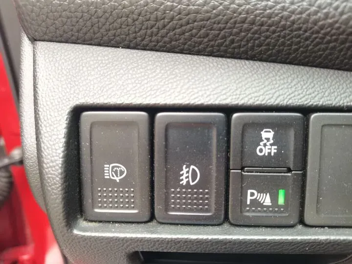 2010 Suzuki Kizashi 2.4L 178HP L4 CVT,autocango,china used car exporter,china ev exporter,chinese used car exporter,chinese used ev exporter