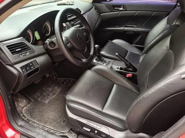 2010 Suzuki Kizashi 2.4L 178HP L4 CVT,autocango,china used car exporter,china ev exporter,chinese used car exporter,chinese used ev exporter