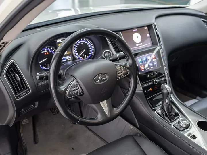 2014 Infiniti Q50 3.7L 351HP V6 7AT,autocango,china used car exporter,china ev exporter,chinese used car exporter,chinese used ev exporter