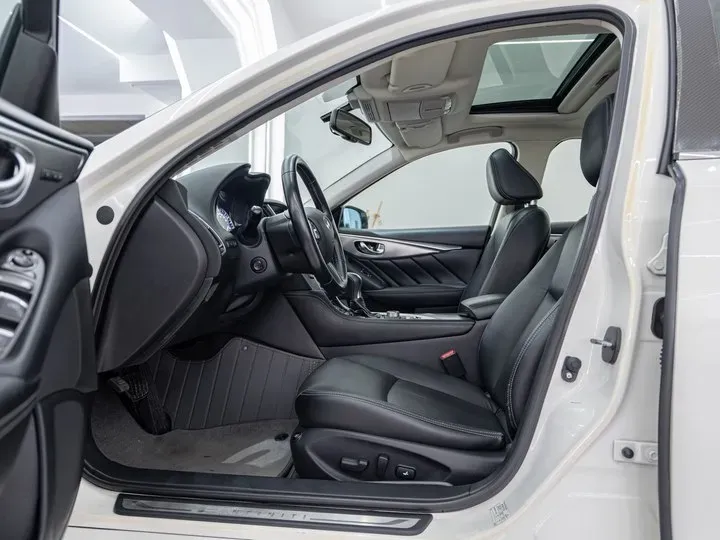 2014 Infiniti Q50 3.7L 351HP V6 7AT,autocango,china used car exporter,china ev exporter,chinese used car exporter,chinese used ev exporter