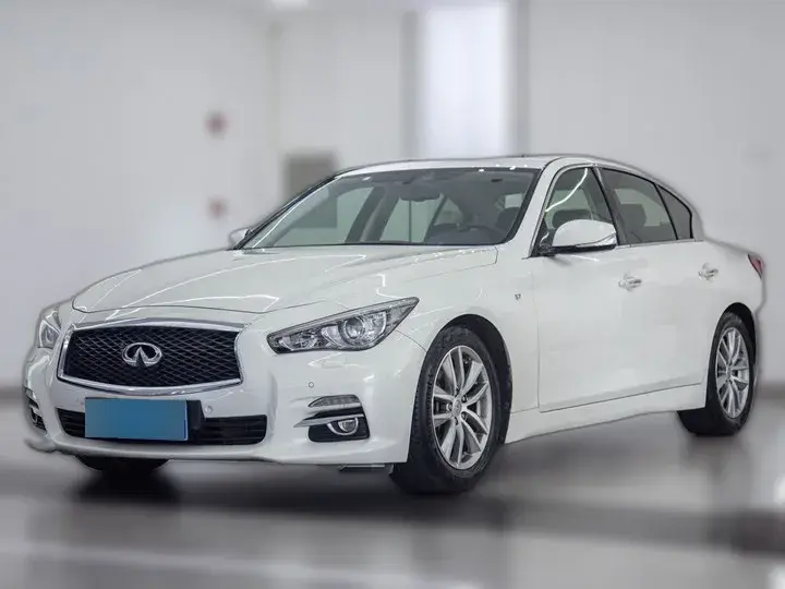 2014 Infiniti Q50 3.7L 351HP V6 7AT