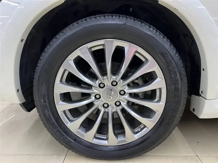 2016 Infiniti QX80 5.6L 398HP V8 7AT,autocango,china used car exporter,china ev exporter,chinese used car exporter,chinese used ev exporter