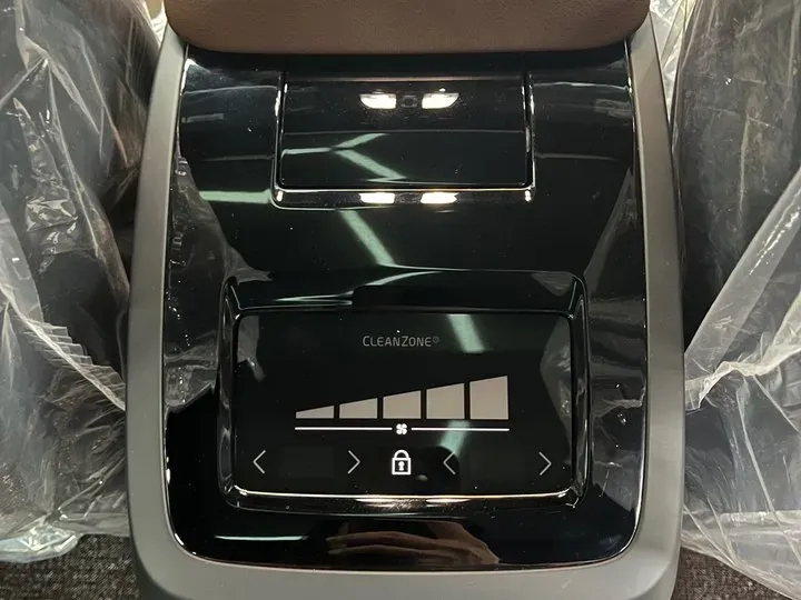 2023 Volvo S90 2.0T 310HP L4 8AT PHEV 18.831KWH,autocango,china used car exporter,china ev exporter,chinese used car exporter,chinese used ev exporter