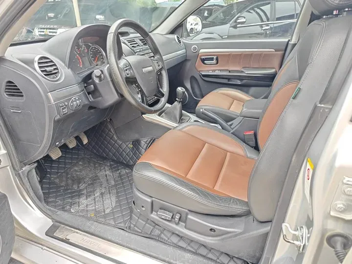 2018 Haval H5 Class 2.0T 190HP L4 6MT,autocango,china used car exporter,china ev exporter,chinese used car exporter,chinese used ev exporter