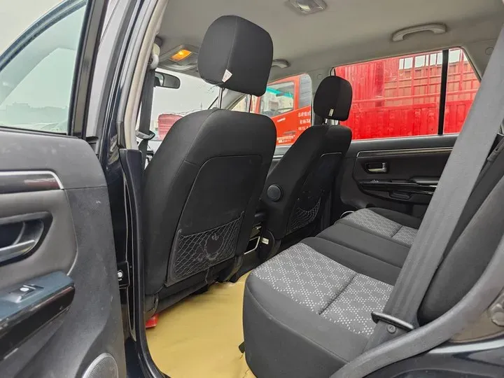 2013 Haval H5 Class 2.0T 190HP L4 6MT,autocango,china used car exporter,china ev exporter,chinese used car exporter,chinese used ev exporter