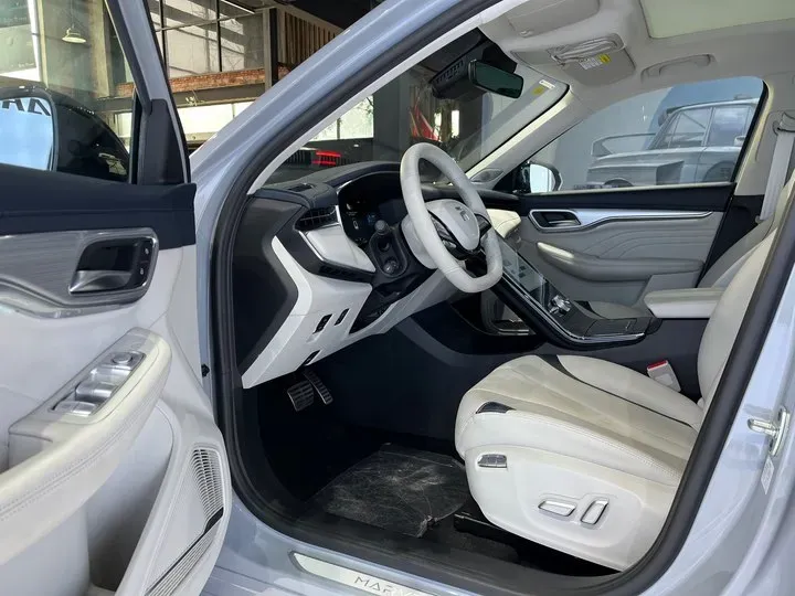 2021 Rising Auto MARVEL R 2AT BEV 69.9KWH,autocango,china used car exporter,china ev exporter,chinese used car exporter,chinese used ev exporter