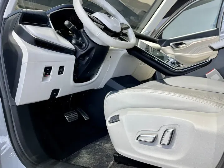 2021 Rising Auto MARVEL R 2AT BEV 69.9KWH,autocango,china used car exporter,china ev exporter,chinese used car exporter,chinese used ev exporter