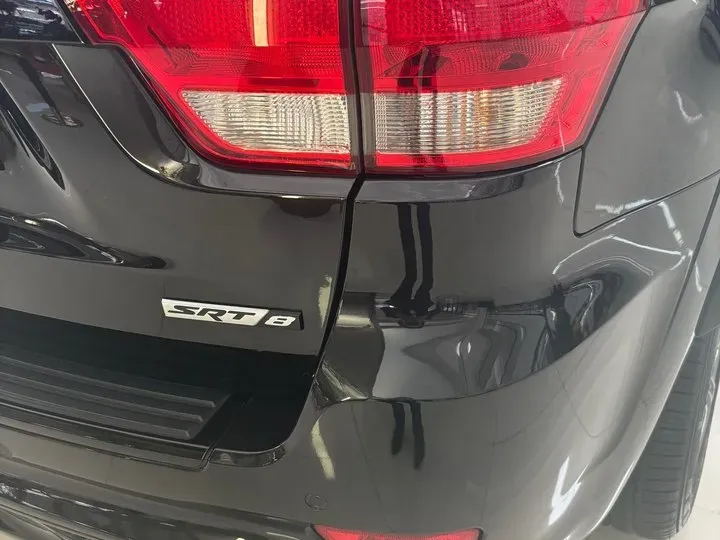 2012 Jeep Grand Cherokee SRT 6.4L 468HP V8 5AT,autocango,china used car exporter,china ev exporter,chinese used car exporter,chinese used ev exporter