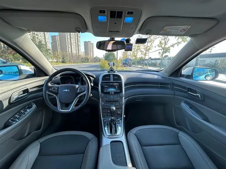 2013 Chevrolet Malibu 2.0L 154HP L4 6AT,autocango,china used car exporter,china ev exporter,chinese used car exporter,chinese used ev exporter