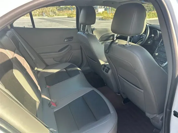 2013 Chevrolet Malibu 2.0L 154HP L4 6AT,autocango,china used car exporter,china ev exporter,chinese used car exporter,chinese used ev exporter