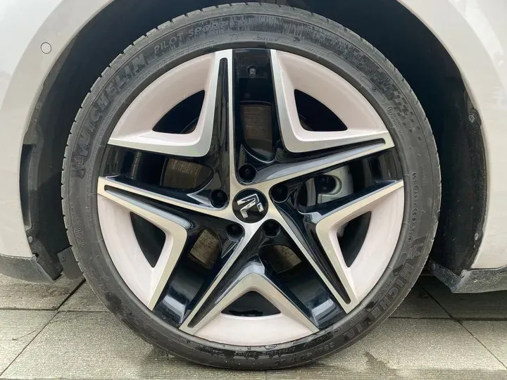 2023 Rising Auto F7 BEV 90KWH,autocango,china used car exporter,china ev exporter,chinese used car exporter,chinese used ev exporter