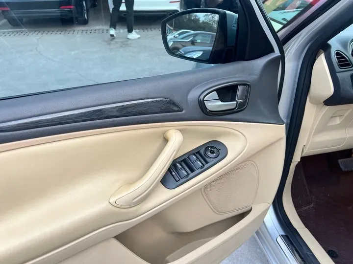 2008 Ford S-Max 2.3L 160HP L4 6AT,autocango,china used car exporter,china ev exporter,chinese used car exporter,chinese used ev exporter