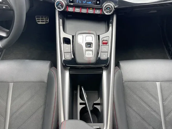 2023 Hyundai La Festa 1.5T 200HP L4 7DCT,autocango,china used car exporter,china ev exporter,chinese used car exporter,chinese used ev exporter