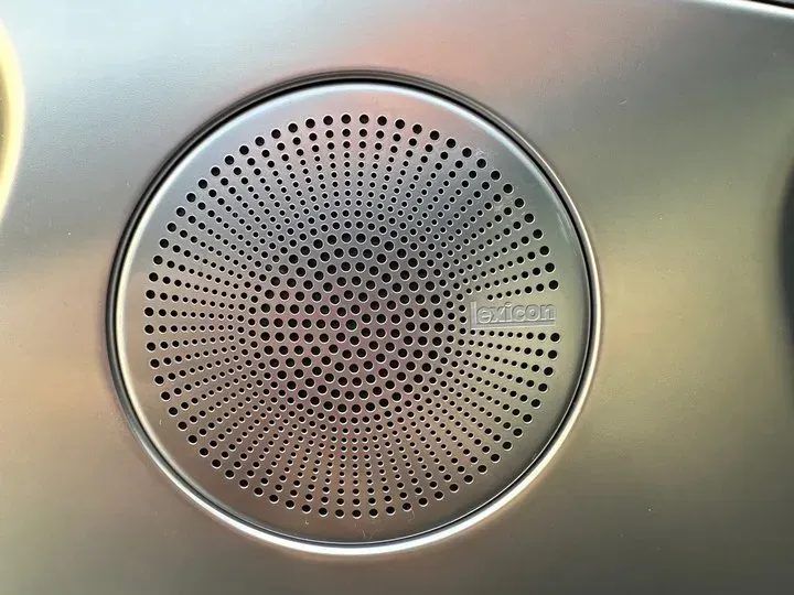 2021 Genesis G70 2.0T 245HP L4 8AT,autocango,china used car exporter,china ev exporter,chinese used car exporter,chinese used ev exporter