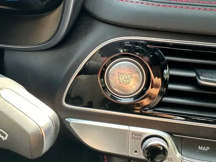 2021 Genesis G70 2.0T 245HP L4 8AT,autocango,china used car exporter,china ev exporter,chinese used car exporter,chinese used ev exporter