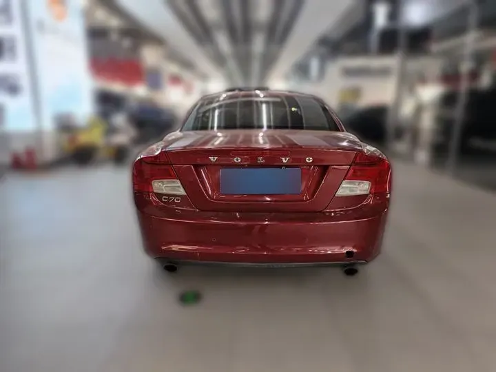 2010 Volvo C70 2.5T 230HP L5 5AT,autocango,china used car exporter,china ev exporter,chinese used car exporter,chinese used ev exporter