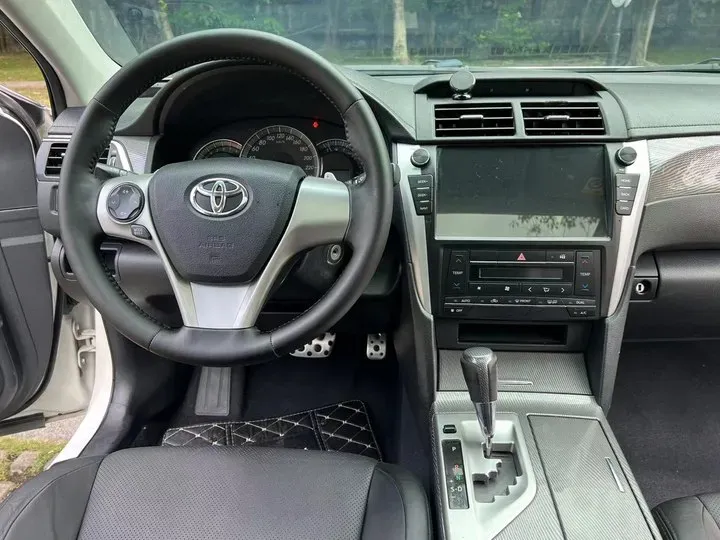 2015 Toyota Camry 2.0L 167HP L4 6AT,autocango,china used car exporter,china ev exporter,chinese used car exporter,chinese used ev exporter