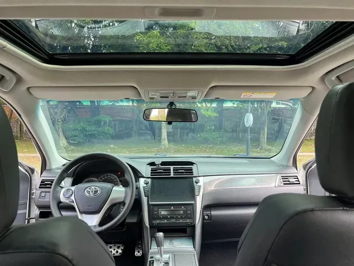 2015 Toyota Camry 2.0L 167HP L4 6AT,autocango,china used car exporter,china ev exporter,chinese used car exporter,chinese used ev exporter