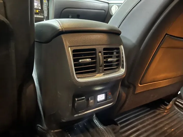 2018 Infiniti QX50 2.0T 272HP L4 CVT,autocango,china used car exporter,china ev exporter,chinese used car exporter,chinese used ev exporter