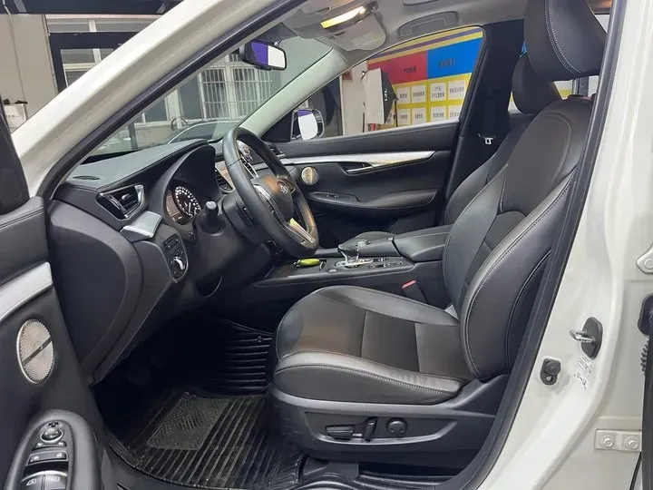 2018 Infiniti QX50 2.0T 272HP L4 CVT,autocango,china used car exporter,china ev exporter,chinese used car exporter,chinese used ev exporter