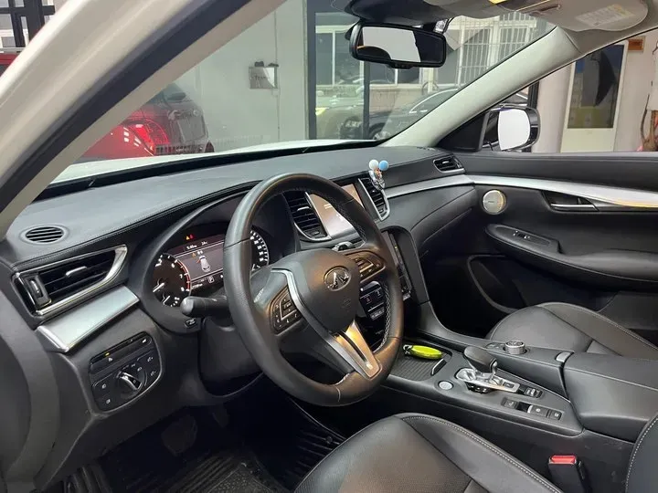 2018 Infiniti QX50 2.0T 272HP L4 CVT,autocango,china used car exporter,china ev exporter,chinese used car exporter,chinese used ev exporter