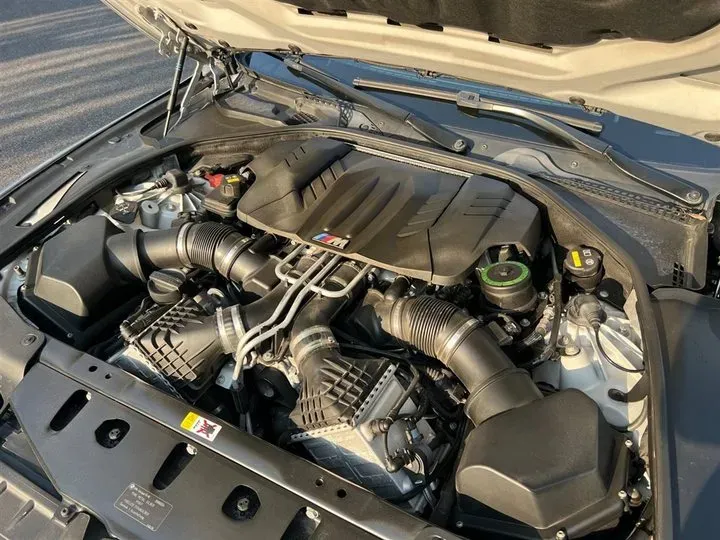 2015 BMW M6 4.4T 560HP V8 7DCT,autocango,china used car exporter,china ev exporter,chinese used car exporter,chinese used ev exporter