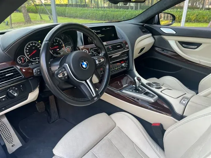 2015 BMW M6 4.4T 560HP V8 7DCT,autocango,china used car exporter,china ev exporter,chinese used car exporter,chinese used ev exporter
