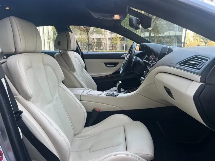 2015 BMW M6 4.4T 560HP V8 7DCT,autocango,china used car exporter,china ev exporter,chinese used car exporter,chinese used ev exporter