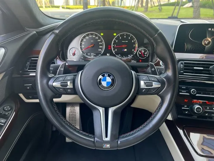 2015 BMW M6 4.4T 560HP V8 7DCT,autocango,china used car exporter,china ev exporter,chinese used car exporter,chinese used ev exporter