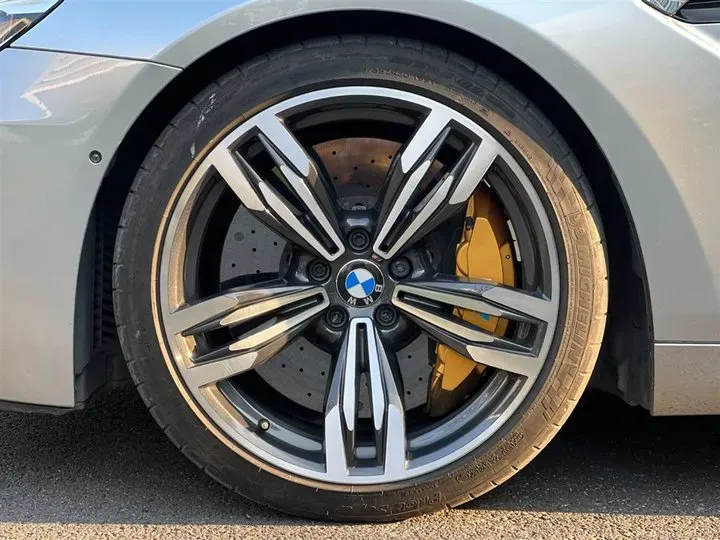 2015 BMW M6 4.4T 560HP V8 7DCT,autocango,china used car exporter,china ev exporter,chinese used car exporter,chinese used ev exporter