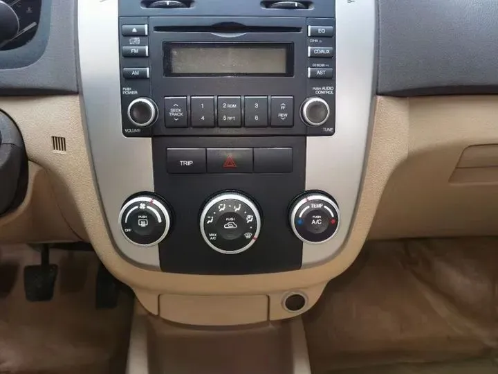 2007 Kia Cerato 1.6L 112HP L4 5MT,autocango,china used car exporter,china ev exporter,chinese used car exporter,chinese used ev exporter