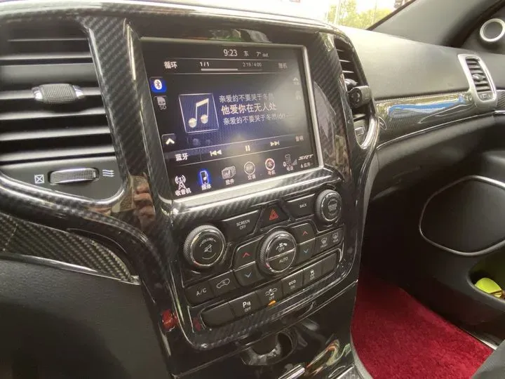 2014 Jeep Grand Cherokee SRT 6.4L 468HP V8 8AT,autocango,china used car exporter,china ev exporter,chinese used car exporter,chinese used ev exporter