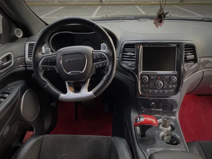 2014 Jeep Grand Cherokee SRT 6.4L 468HP V8 8AT,autocango,china used car exporter,china ev exporter,chinese used car exporter,chinese used ev exporter